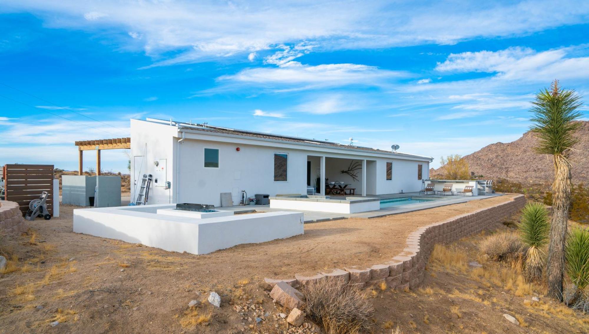 Experience Desert Serenity Gateway To Joshua Tree Exterior photo