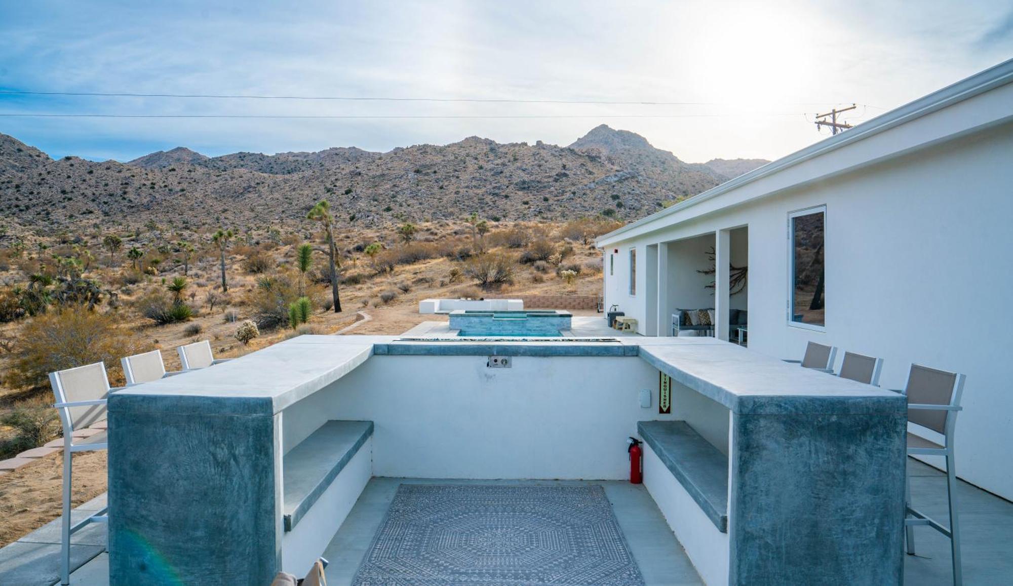 Experience Desert Serenity Gateway To Joshua Tree Exterior photo