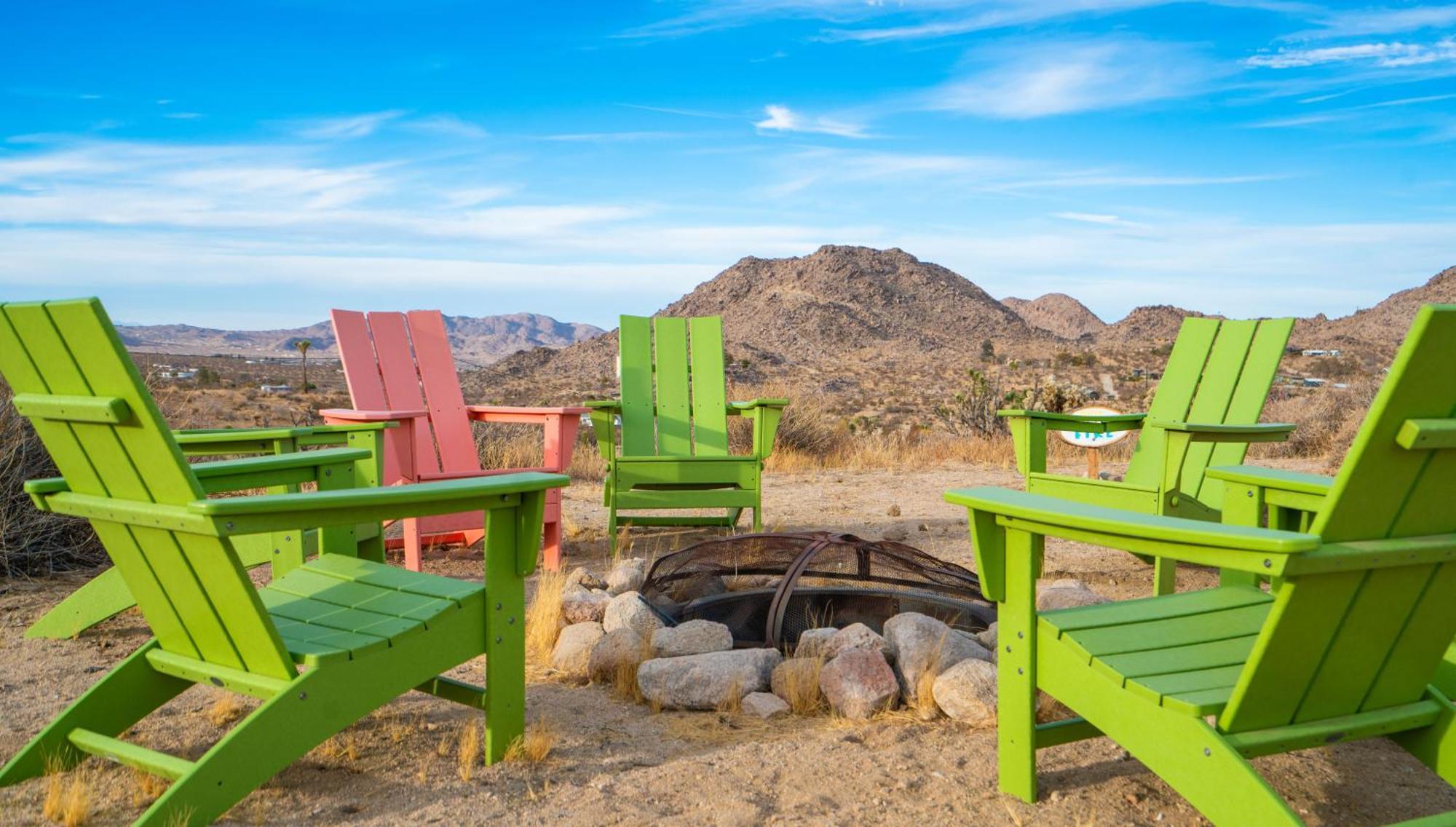 Experience Desert Serenity Gateway To Joshua Tree Exterior photo