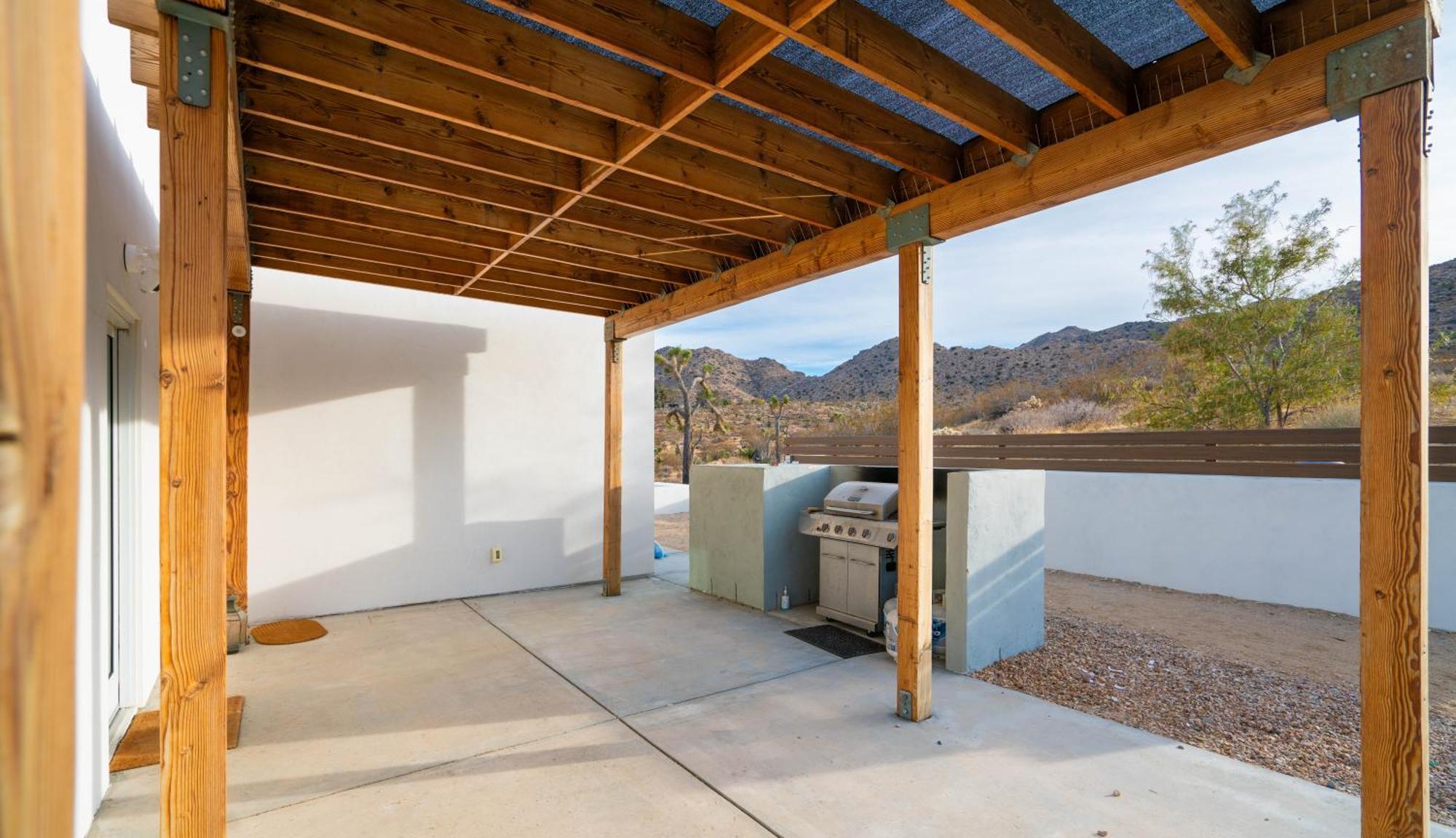 Experience Desert Serenity Gateway To Joshua Tree Exterior photo